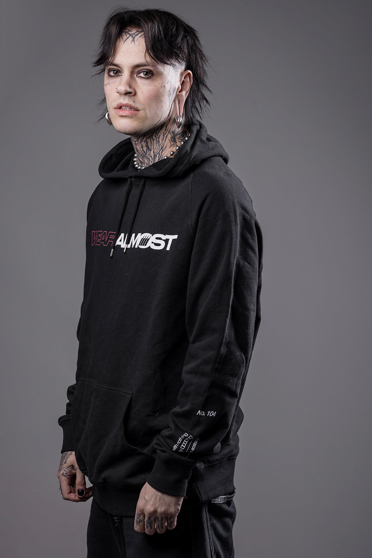 Almost - Hoodie (Black)